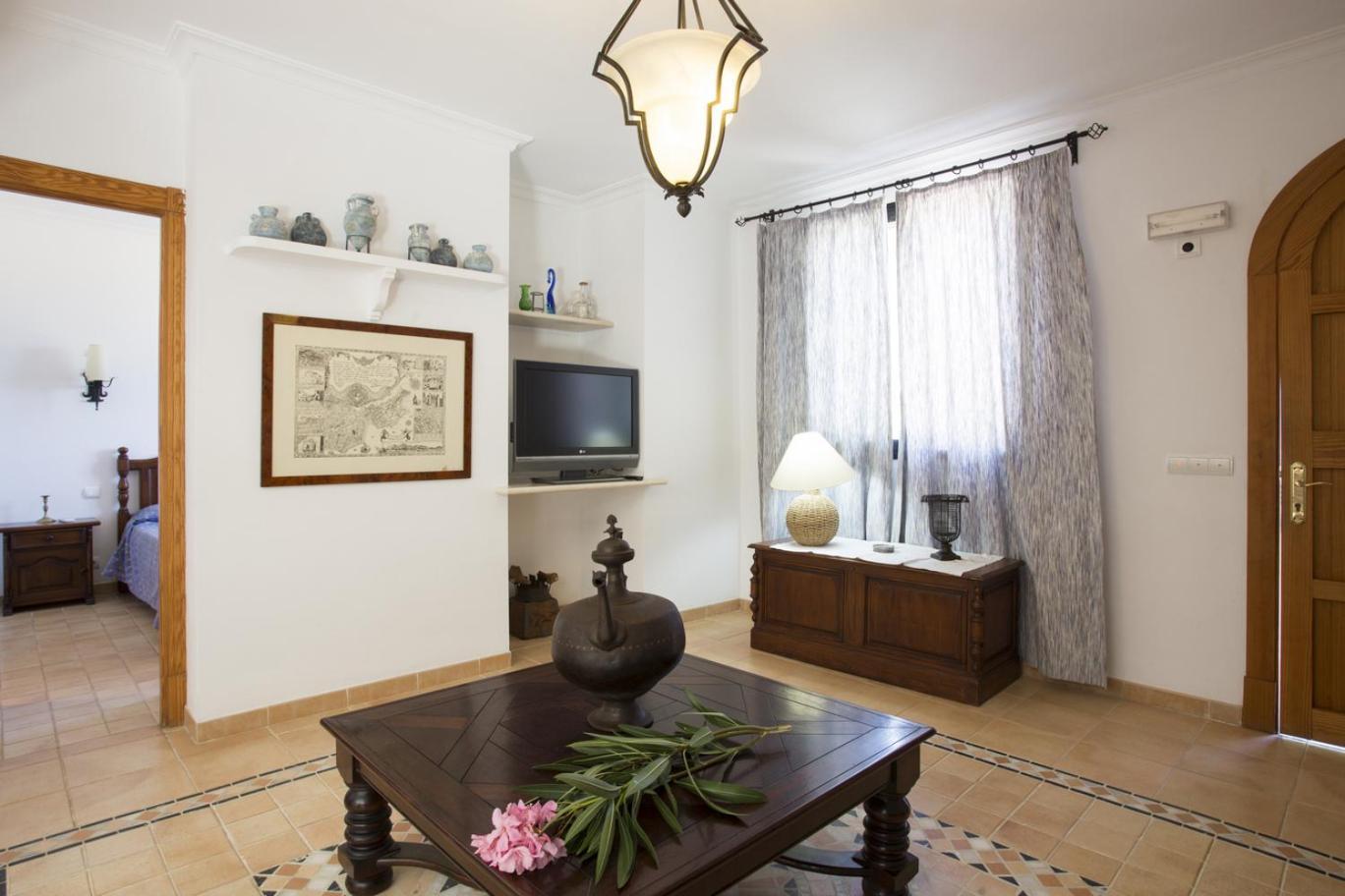 Villa With Private Mountain Ideal Runners Trailers Near Beach Approx 5 Min Walking Beach,Property Belong Puerto Pollensa Villas And Apartments Bagian luar foto