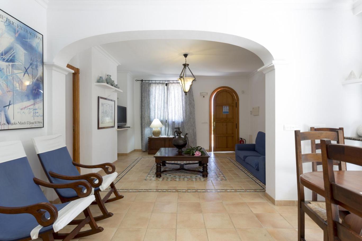 Villa With Private Mountain Ideal Runners Trailers Near Beach Approx 5 Min Walking Beach,Property Belong Puerto Pollensa Villas And Apartments Bagian luar foto