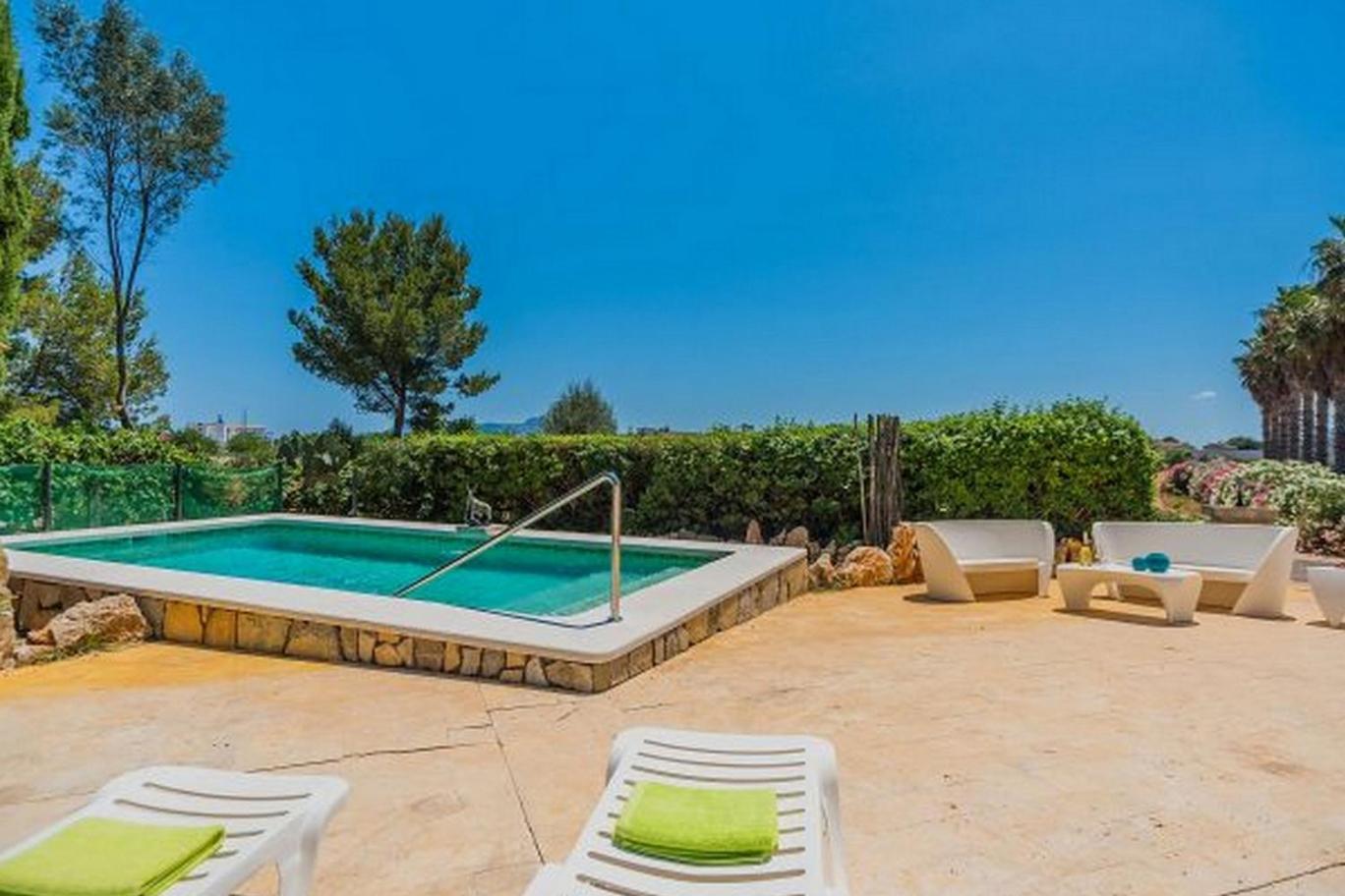 Villa With Private Mountain Ideal Runners Trailers Near Beach Approx 5 Min Walking Beach,Property Belong Puerto Pollensa Villas And Apartments Bagian luar foto