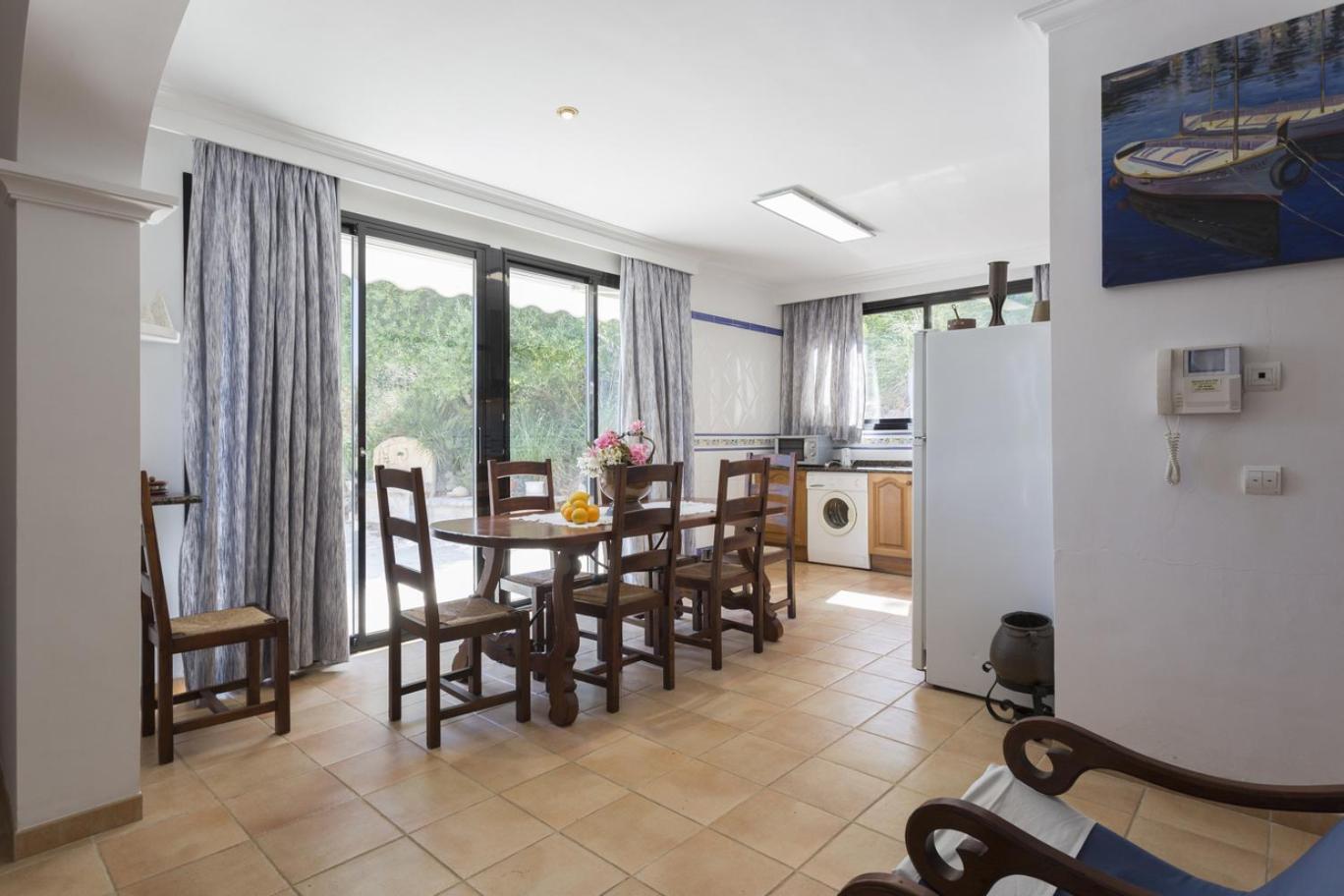 Villa With Private Mountain Ideal Runners Trailers Near Beach Approx 5 Min Walking Beach,Property Belong Puerto Pollensa Villas And Apartments Bagian luar foto